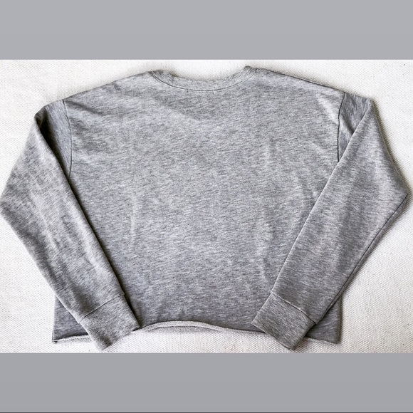 🚨SALE!!🚨Forever 21 “OMG” Crop Sweatshirt - Picture 2 of 3